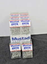 8  BOXES N.  34081 D 3/0  SIZE QTY EA PC 100 .  HOOKS MUSTAD MADE NORWAY FISHING