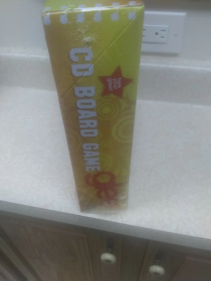 Glee CD Board Game **Brand New And Sealed** - Image 3 of 4