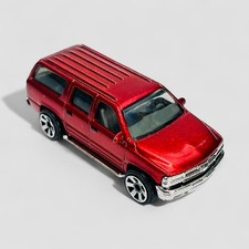Matchbox Chevy Suburban 2000 Red SUV 1:64 Die...