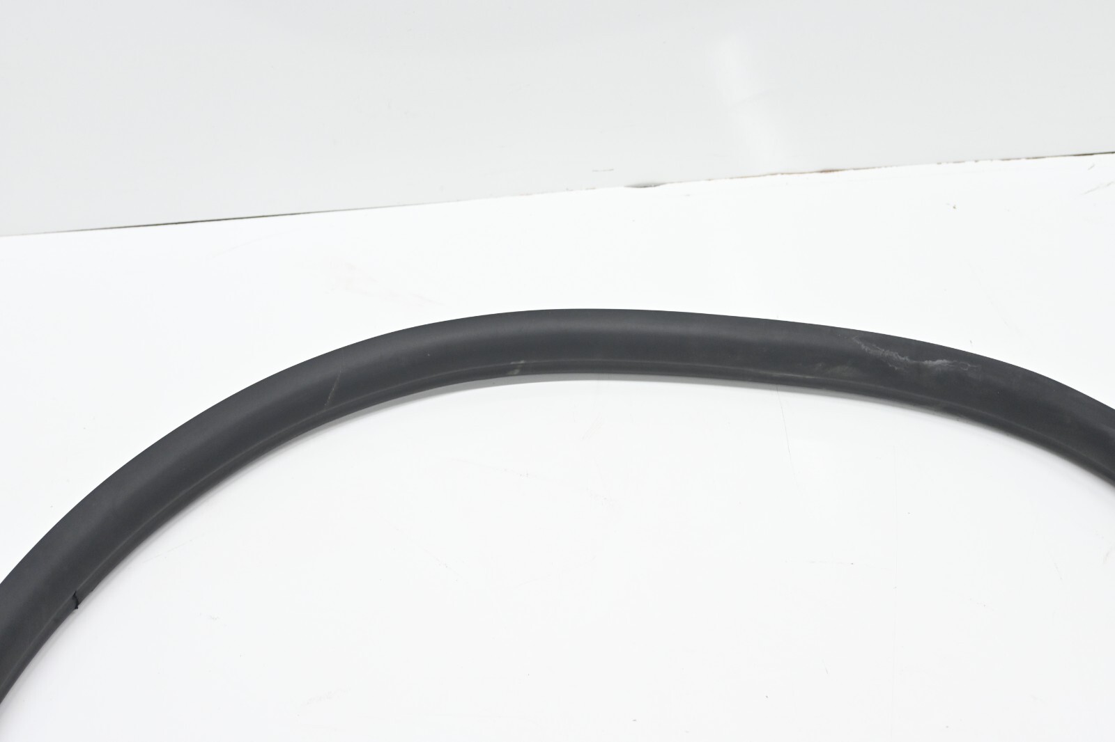 Maserati Ghibli 2014-2020 REAR+RIGHT Weatherstrip