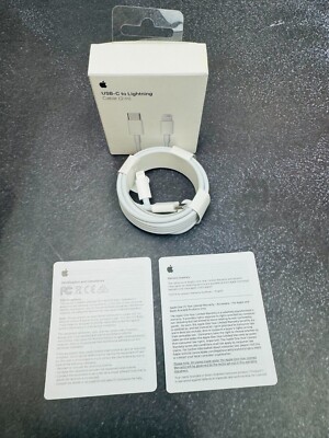Genuine Apple Lightning to USB-C Cable (2m)  6.6 F QGH2AM/A - Open Box