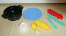 Fisher Price Fun with Food Cookin' Chicken Color Change Cooking Food Set Vintage