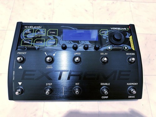 TC Helicon VoiceLive 3 Extreme Vocal Effects Pedal from Japan - Picture 2 of 4