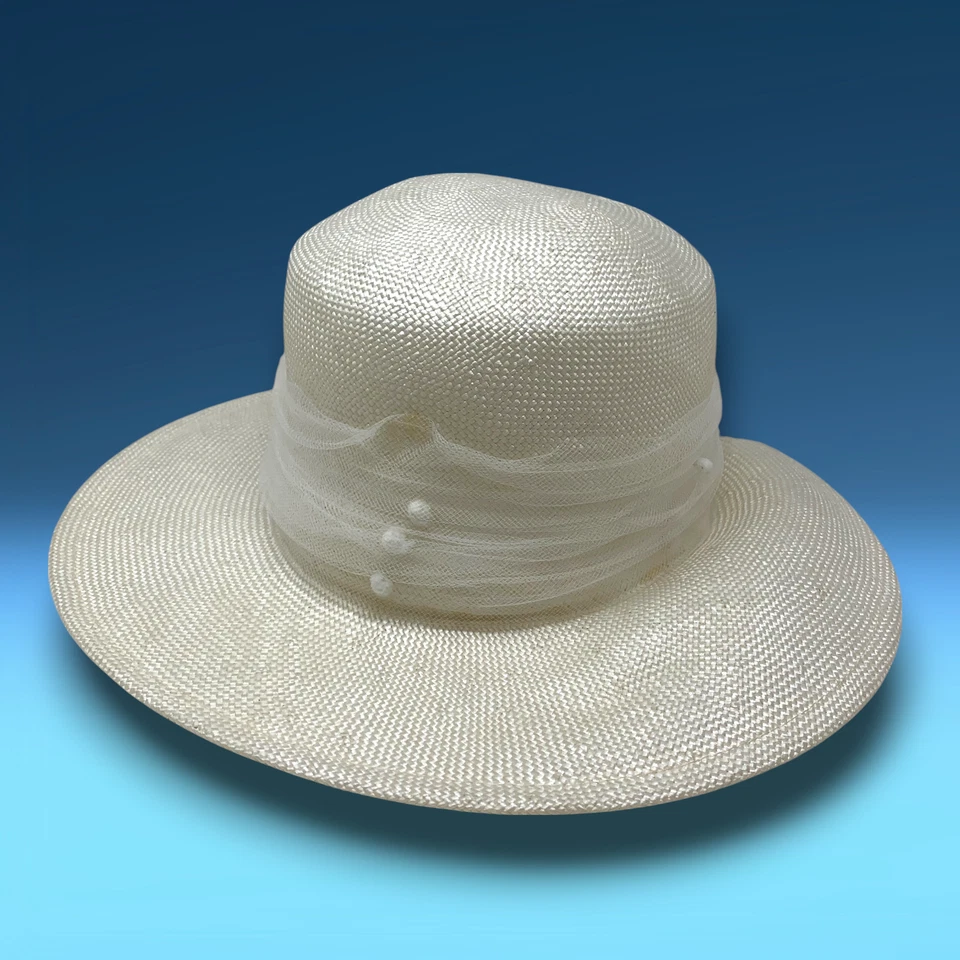 Sombrero de verano inteligente Betmar Street de colección crudo paja y tul Kentucky Derby Church Foto 2 de 4