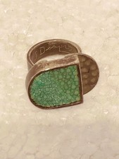 Bague en argent et galuchat signée Jean Despres  et
