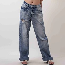 Women's High Waist Straight Leg Jeans - Distressed Wash with 5-Pocket Design