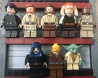 LEGO Star Wars Minifigures: 8x Jedi with their lightsabers.