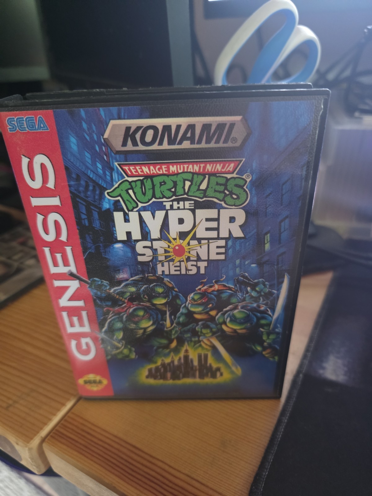 TMNT: The Hyperstone Heist (Genesis, 1992) - Game w/ Custom Made Case!