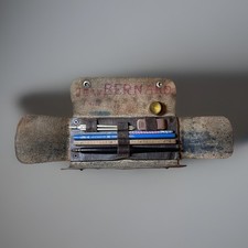 Alte FEDERTASCHE AUS ECHTLEDER | DRUCKKNÖPFE | MIT ZUBEHÖR | ⭕️ s.BILDER