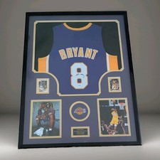KOBE BRYANT Signed Framed Jersey Los Angeles Lakers