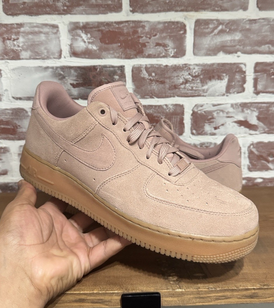 Nike Air Force 07 LV8 Suede 'Particle Pink Gum AA1117 600 Rare