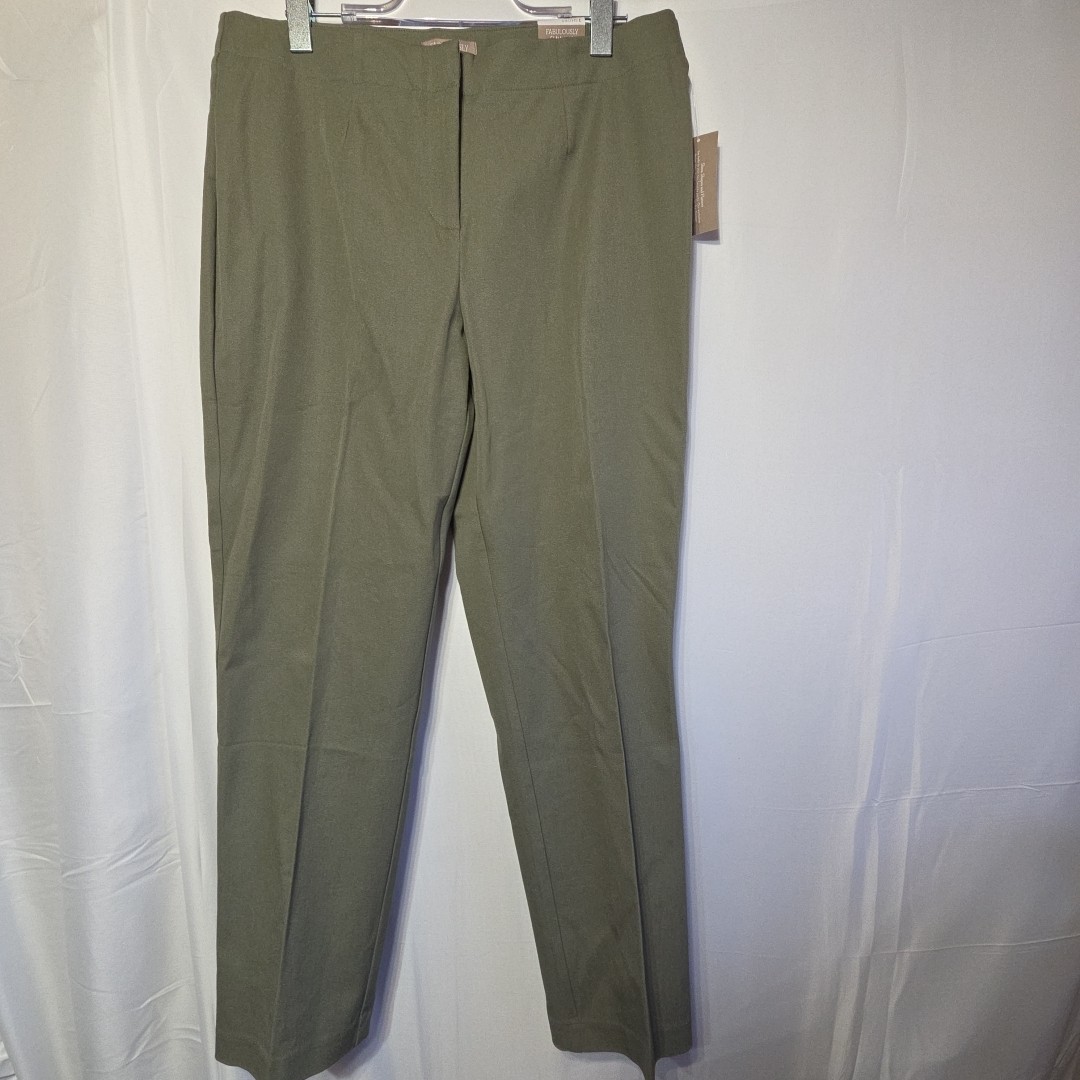 Chico’s Fabulously Slimming Pants Women’s 2  (12-L) Olive Green Stretch NWT
