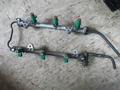 Einspritzdüsen mit Brücke Hyundai Santa Fe 2.7 V6 127kw ab Bj. 2001
