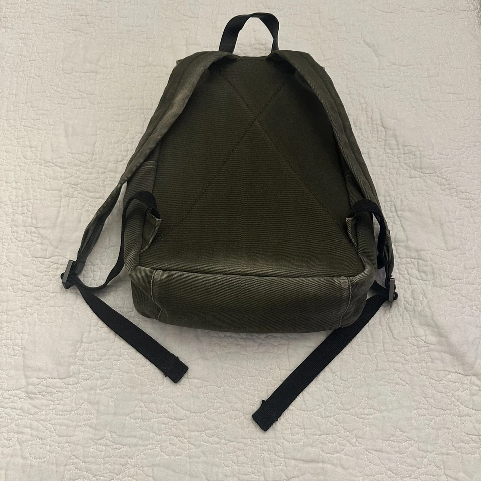 BOLSO DE HOMBRO MOCHILA LRG EVERLANE DE LONA VERDE NEGRO CUERO REAL CON SOLAPA Foto 4 de 4