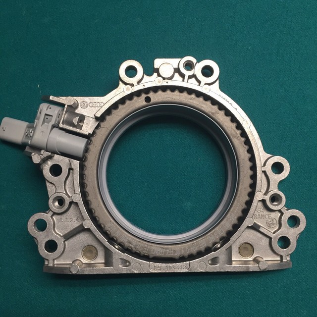 Vw Audi Oem Rear Crankshaft Seal Flange 04E103170A eBay