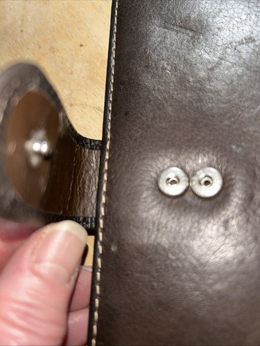 Vintage Brown Leather , 1980’s Wallet, Kiss Lock Coin Bi Fold Snap Closure Rare - Picture 5 of 5