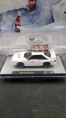 NIB 2020 1988 FORD MUSTANG GT COCA COLA POLAR BEAR M2 MACHINES 1/64 PB02 20-17 - Picture 2 of 3