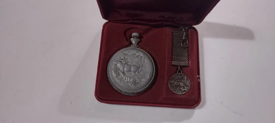 Vintage 70s Westclox Pewter Pocket Watch The Kentuckian W Original Case - Image 2 of 4