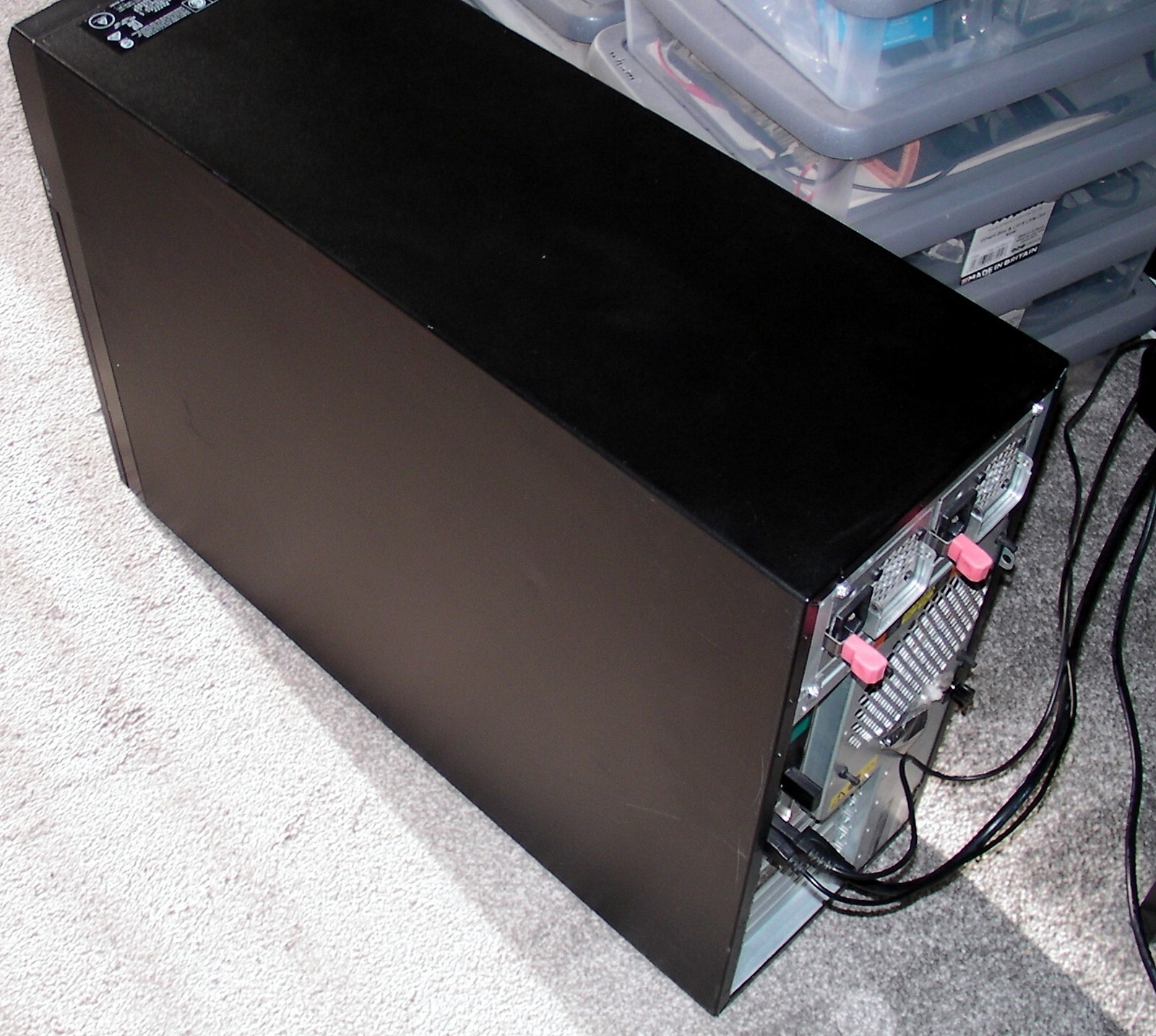 Lenovo ThinkServer TS440 Server Xeon E3 1231 V3 32GB 8 X 900G SAS HD