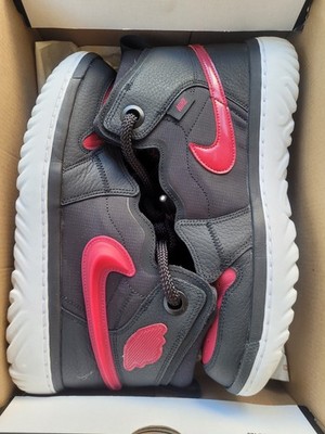 AIR JORDAN 1 HIGH REACT - SIZE 10 - NEAR MINT WITH BOX - BLACK/NOBLE RED-WHITE