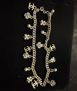 CHANEL Silver Metal Curb Chain Charm Anklet Lobster Clasp Flower CC Logos