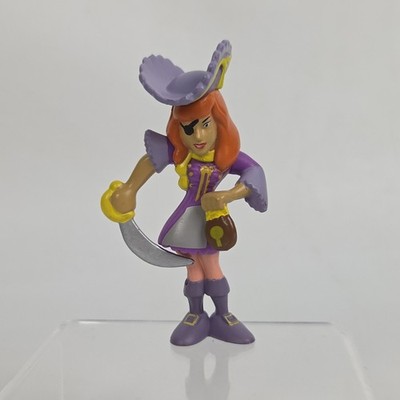 2010 Pirate Daphne 3'' PVC Action Figure Scooby-Doo by Charter Ltd