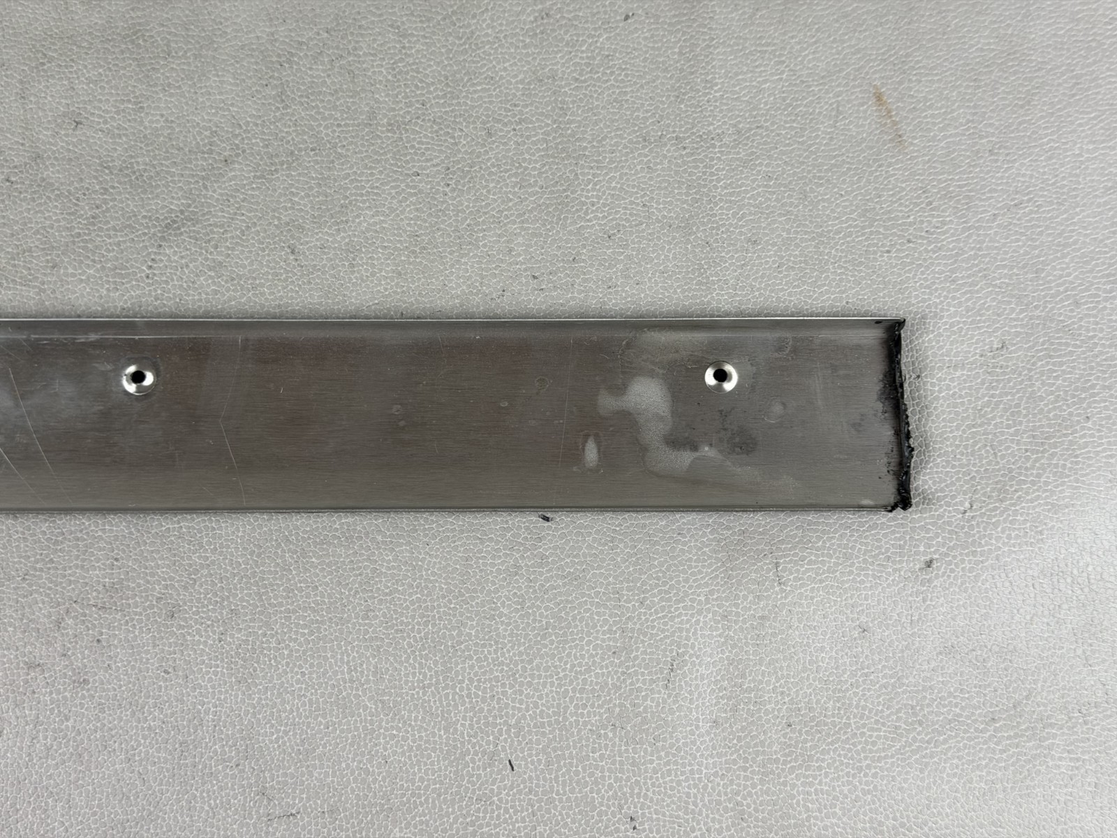 New! 93 Bentley Brooklands/Rolls Royce Treadplate Finisher Inboard Rear LH & RH