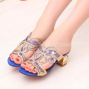 Womens-Fashion-Sandals-Rhinestone-Butterfly-Flowers-Wedge-Heel-Flip-Flops