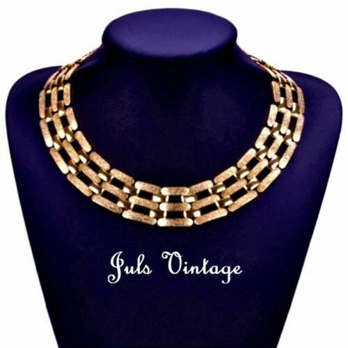 Collane e ciondoli antichi anni'50 in oro