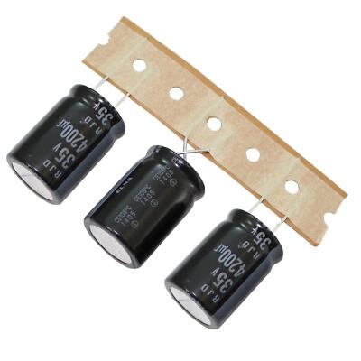 5x Elko Kondensator Radial 4200µF 35V 105°C RJD-35V422K6XWGY-TC3 d18x25mm 4200uF