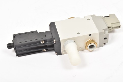SMC VP742-5YZ1-04F-M-X536 Magnetventil & OMRON D4N-9B31 Endschalter - 24VDC - Gu - Bild 3 von 5