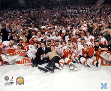 Detroit Red Wings Stanley Cup 2002 CELEBRATION ON ICE Premium 20x24 POSTER Print