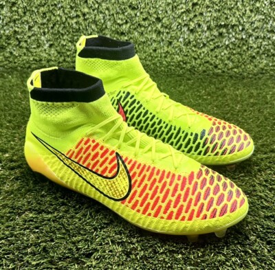 Nike Magista Obra WC2014 II (ref: GX Hypervenom Phantom 6 Elite