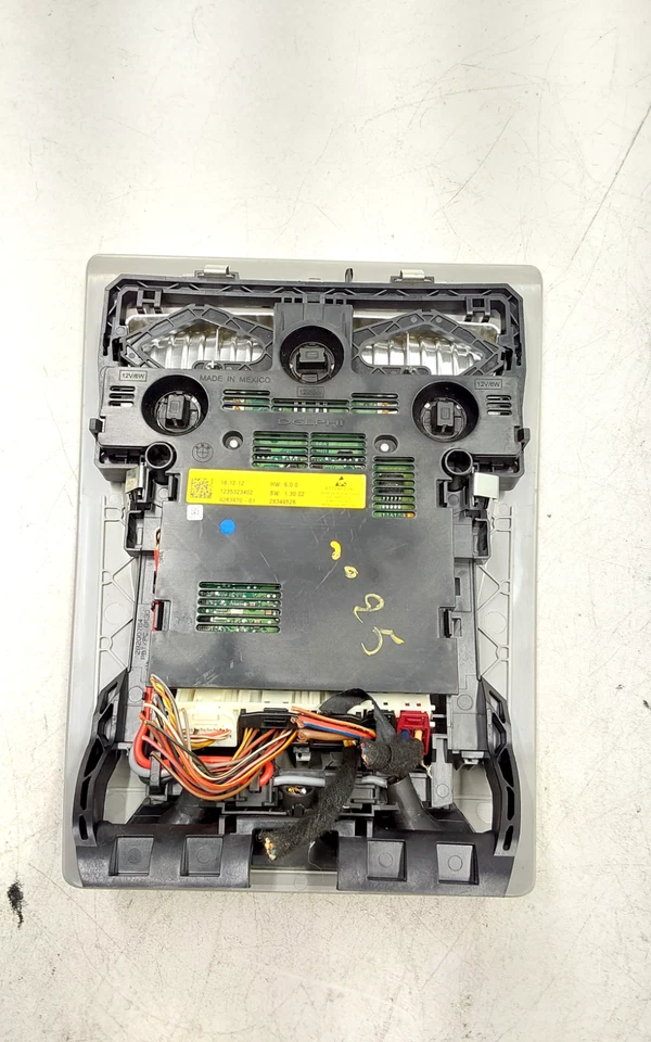 BMW X3 2013 luz interior domo delantero e interruptor de control techo corredizo OEM 9283970-01 Foto 4 de 4