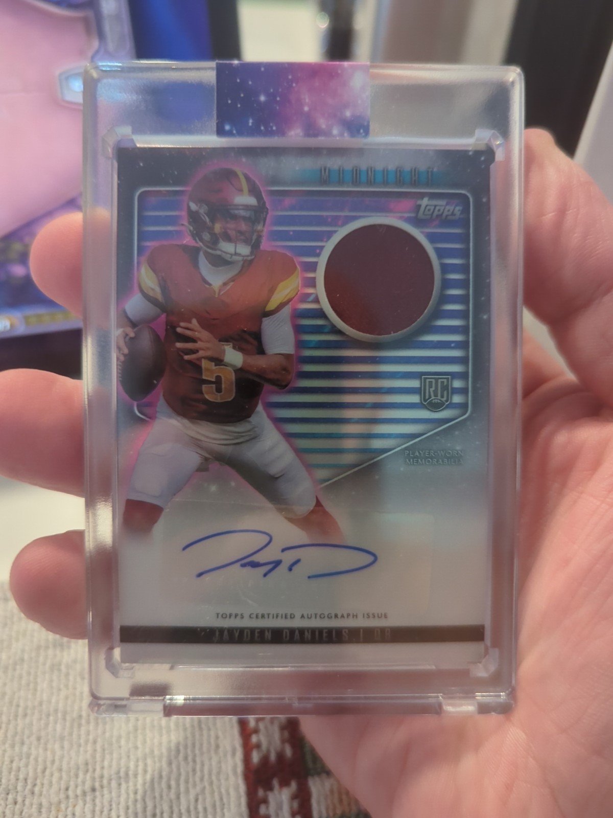 2024 Topps Midnight - Rookie Jersey Autographs Jayden Daniels #RJA-JD (AU, MEM,