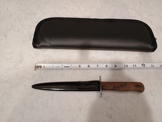 ORIGINAL LUFTWAFFE WORLD WAR II GERMAN FIGHTING KNIFE WITH SCABBARD IN BLACK ZIP