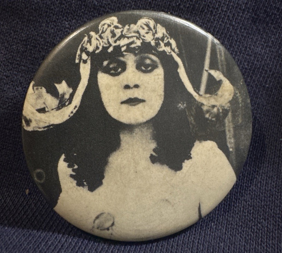 Vintage 1960's Theda Bara Cleopatra Actress Pinback Button 1.75" Silent Film