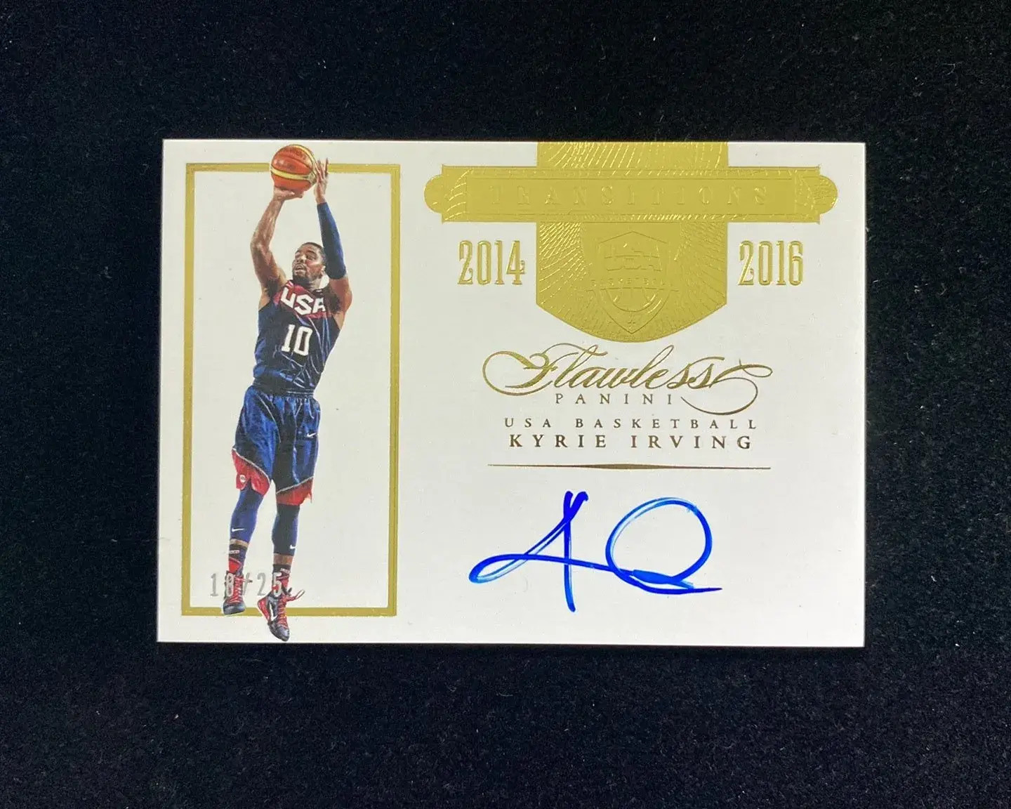 2015-16 Panini Flawless Transitions #TR-K13 Kyrie Irving Auto 18/25 USA WU89 view 1