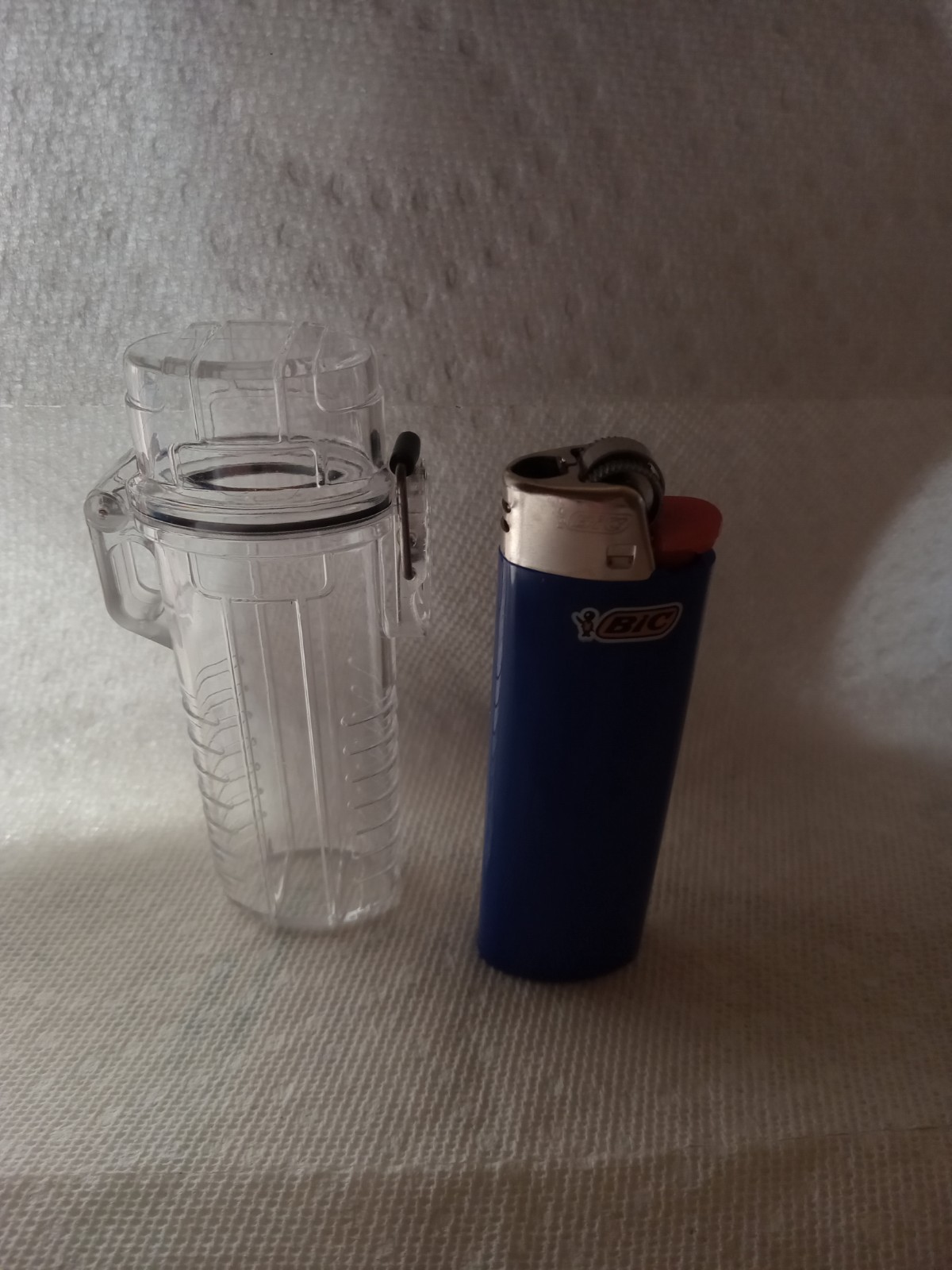 Case Holder For Bic Regular Lighters + 1 Bic Lighter Included