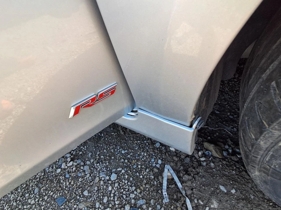 Chevrolet Cruze 2011 cilindro maestro de frenos OEM usado 155 k millas 4 puertas SED Foto 4 de 4