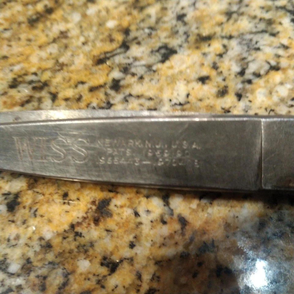 Vintage Wiss 9" Pinking Shears Scissors Sewing Craft Zig Zag Cut - Image 2 of 4