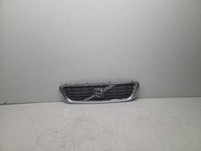 Calandre Volvo V50