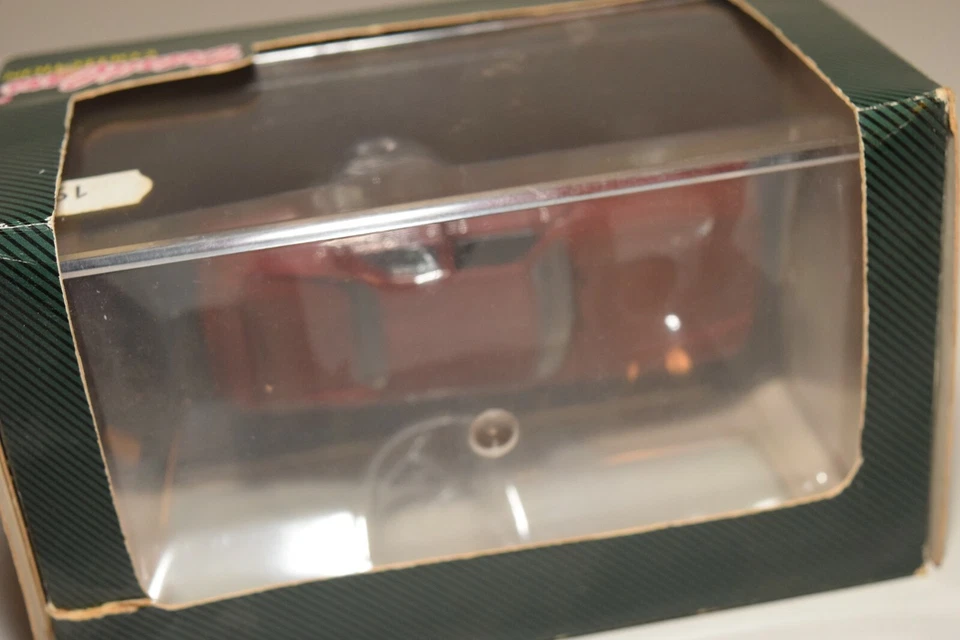 A2 1:43 DETTAGLIO AUTO DETAILCARS 133 JAGUAR XJR-S COUPE MAROON MIB - Immagine 2 di 4