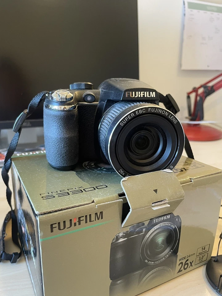 Fujifilm FinePix S3300, photo 1 of 5