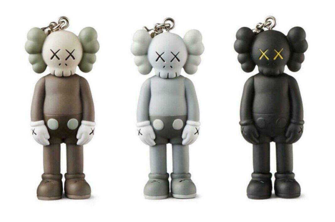 KAWS originalfake COMPANION 'KAWS TOKYO FIRST' Key holder (Set of 3) Super  Rare