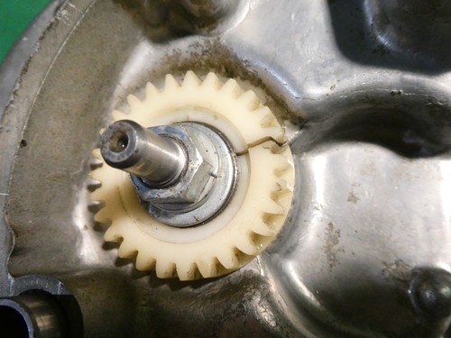 GENUINE SUZUKI GT 380 CLUTCH COVER OEM 11341-33000 - Bild 10 von 15