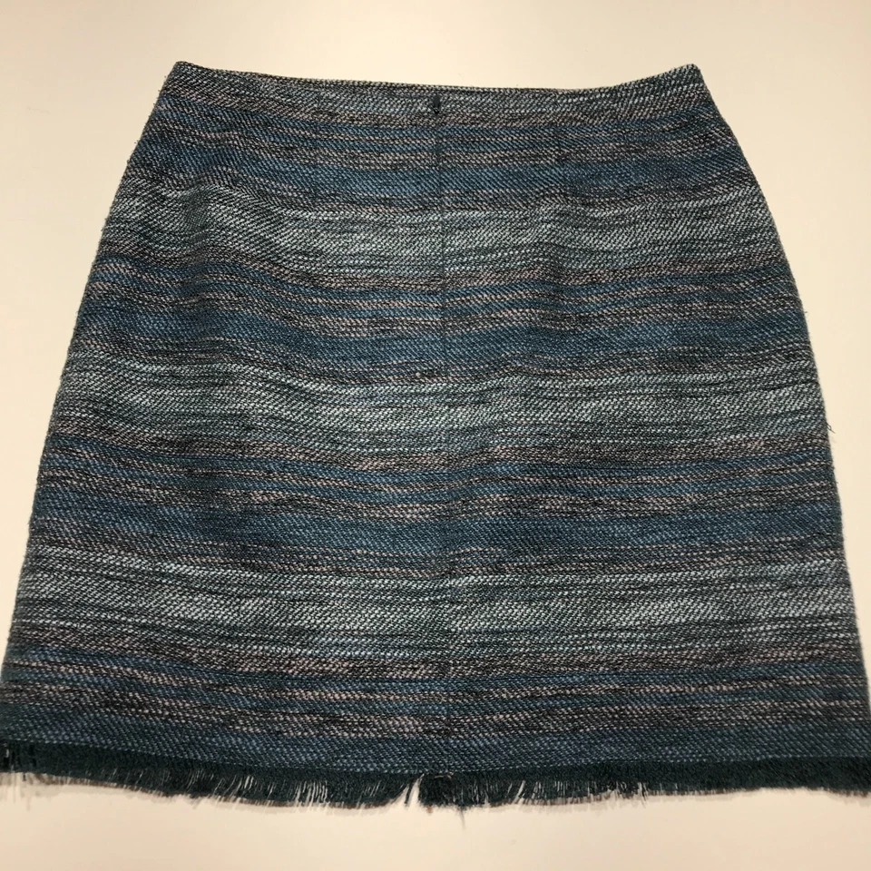 Falda Ann Taylor Loft Mujer Talla 8 Azul Flecos Dobladillo Tejido Elastizado Cremallera Trasera Foto 2 de 4
