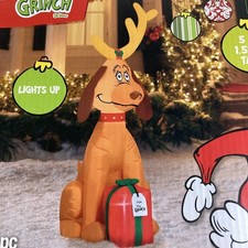 Grinch Max w/ gift Dr. Seuss 5 ft Inflatable Christmas Decoration