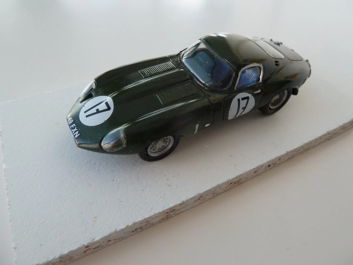 Miniature 1:43 Best – Jaguar E-Type Lightweight #15 Le Mans 1963 (Cunningham)