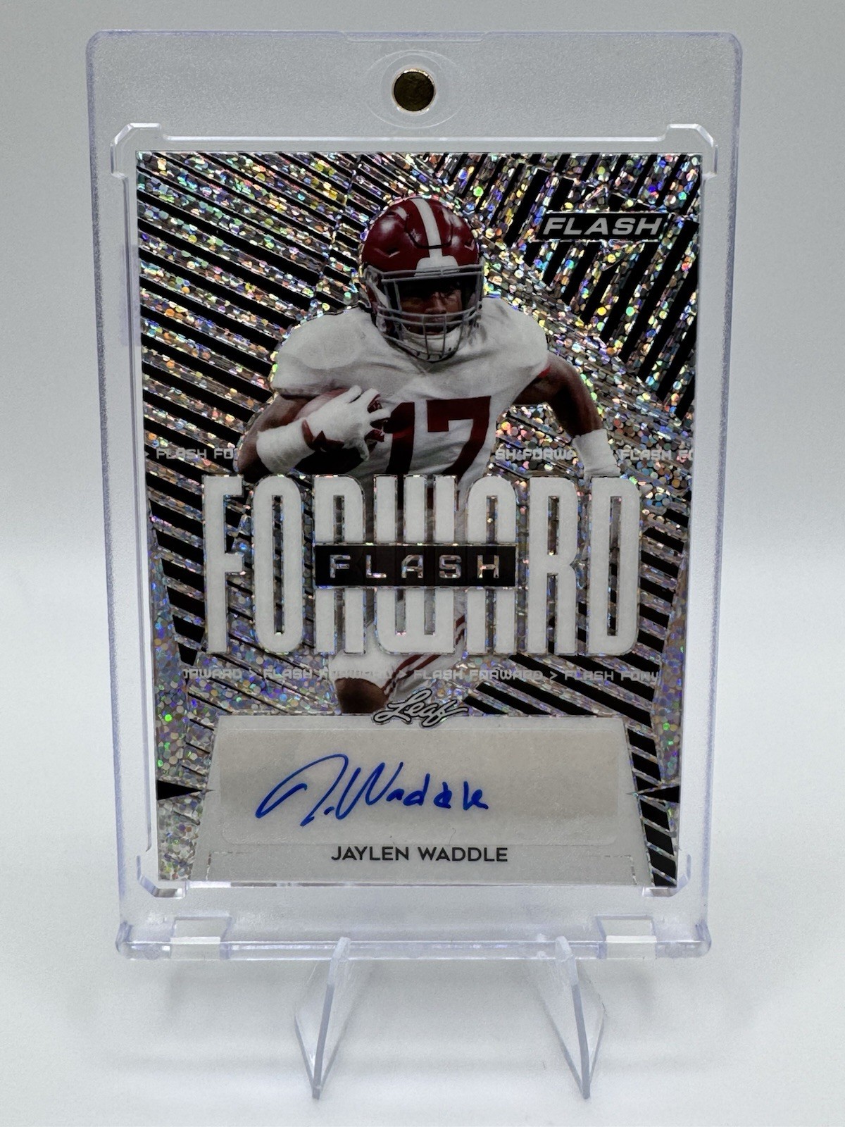 Jaylen Waddle Leaf Flash Forward Autographs #FFJW1 Base